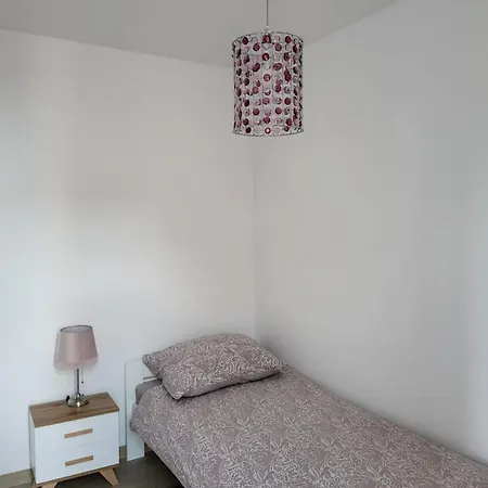 - Ii Apartmanhotel