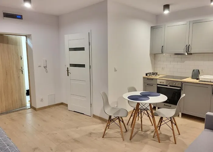 - Ii شقة فندقية 3*