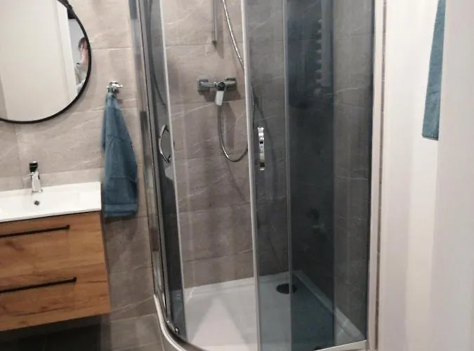 - Ii 3* غليفيتسه