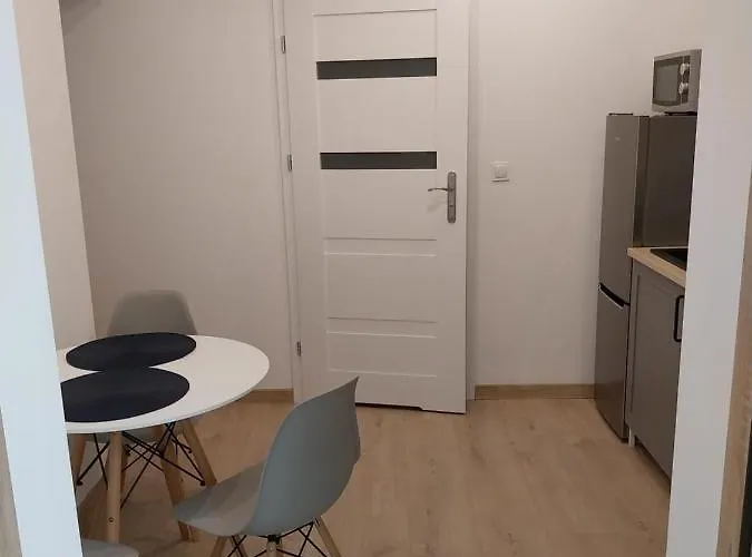 - Ii شقة فندقية غليفيتسه