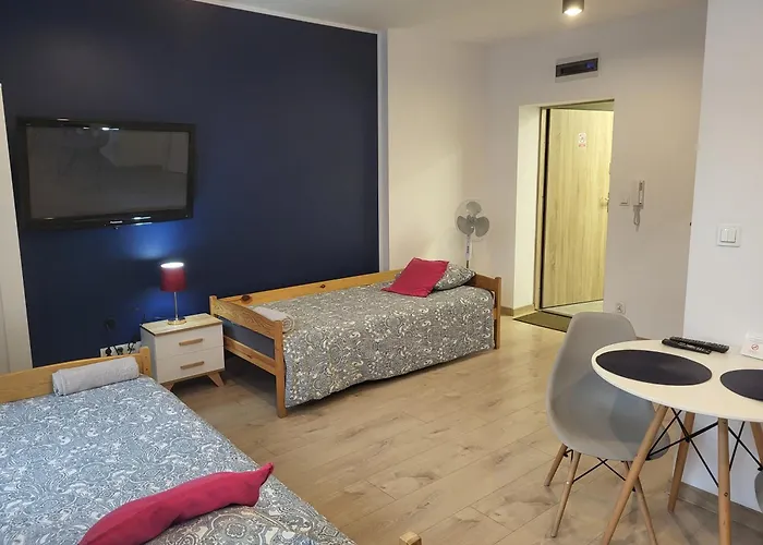 - Ii شقة فندقية غليفيتسه